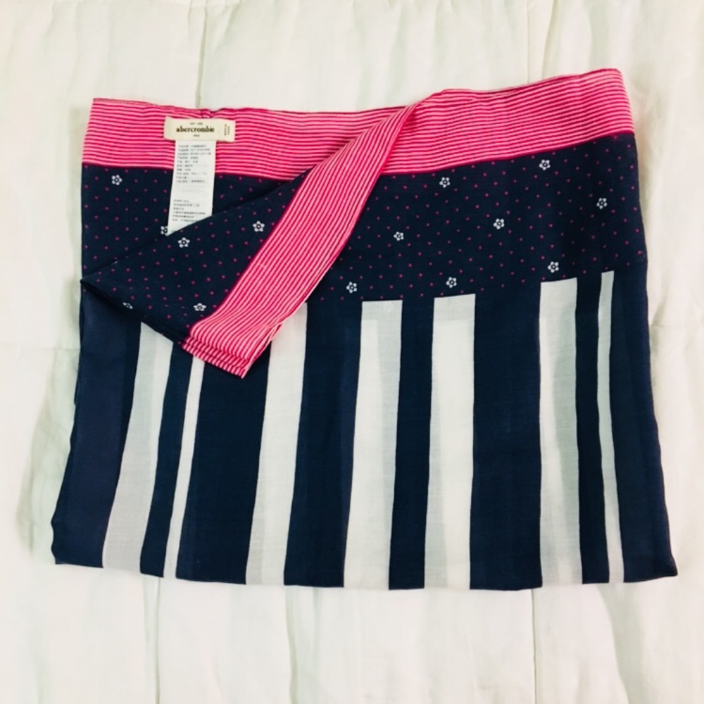 Abercrombie Wrap